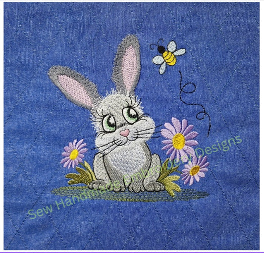 BUNNY RABBIT and BUMBLE BEE Machine Embroidery Design