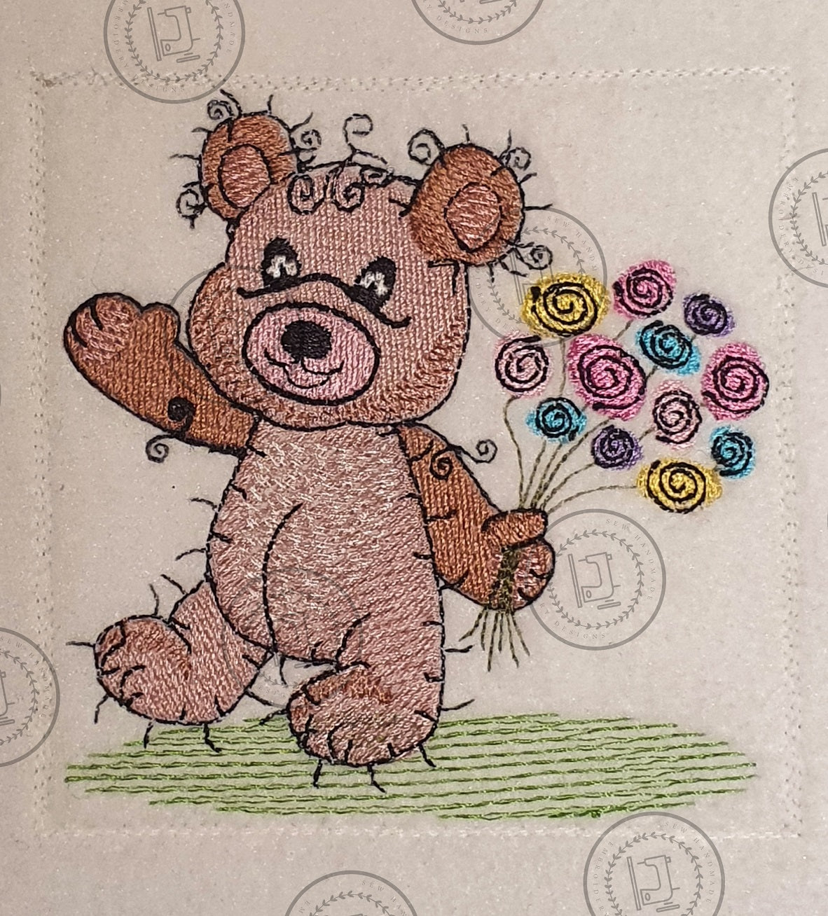 RAGGY FLOWER TEDDY BEAR Machine Embroidery Design
