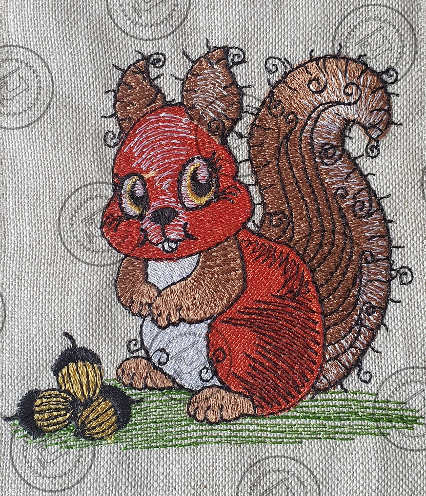 RAGGY SQUIRREL WITH NUTS Machine Embroidery Design