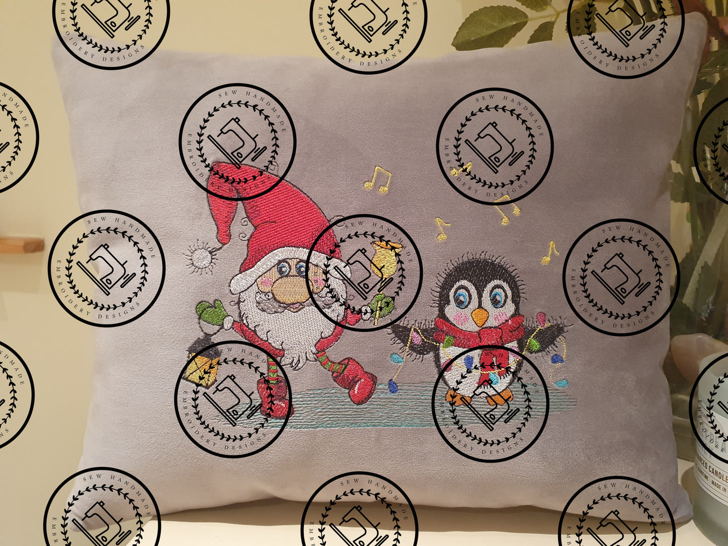 DANCING SANTA AND CHRISTMAS PENGUIN Embroidery Design - DSCP22 8 x 5