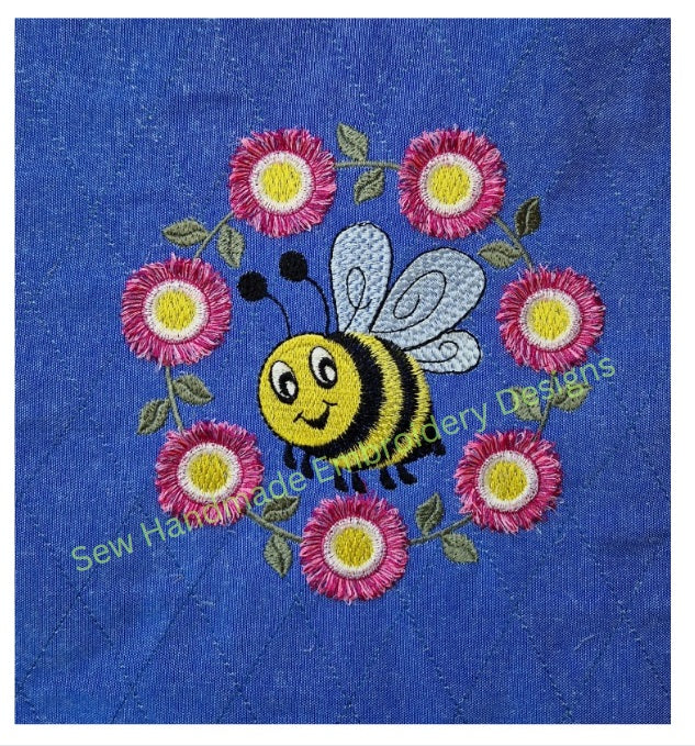 BUMBLE BEE IN FRINGE FLORAL CIRCLE Machine Embroidery Design