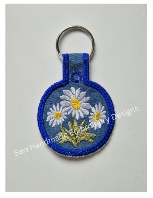 IN THE HOOP - ITH - KF6 - KEY FOB DAISY DAISIES FLOWER Machine Embroidery Design