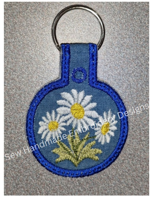 IN THE HOOP - ITH - KF6 - KEY FOB DAISY DAISIES FLOWER Machine Embroidery Design