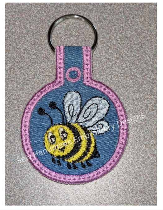 IN THE HOOP - ITH - KF7 - KEY FOB BUMBLE BEE Machine Embroidery Design