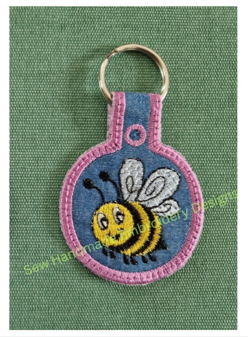 IN THE HOOP - ITH - KF7 - KEY FOB BUMBLE BEE Machine Embroidery Design
