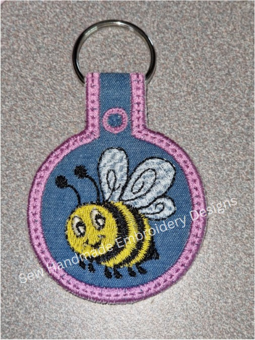 IN THE HOOP - ITH - KF7 - KEY FOB BUMBLE BEE Machine Embroidery Design