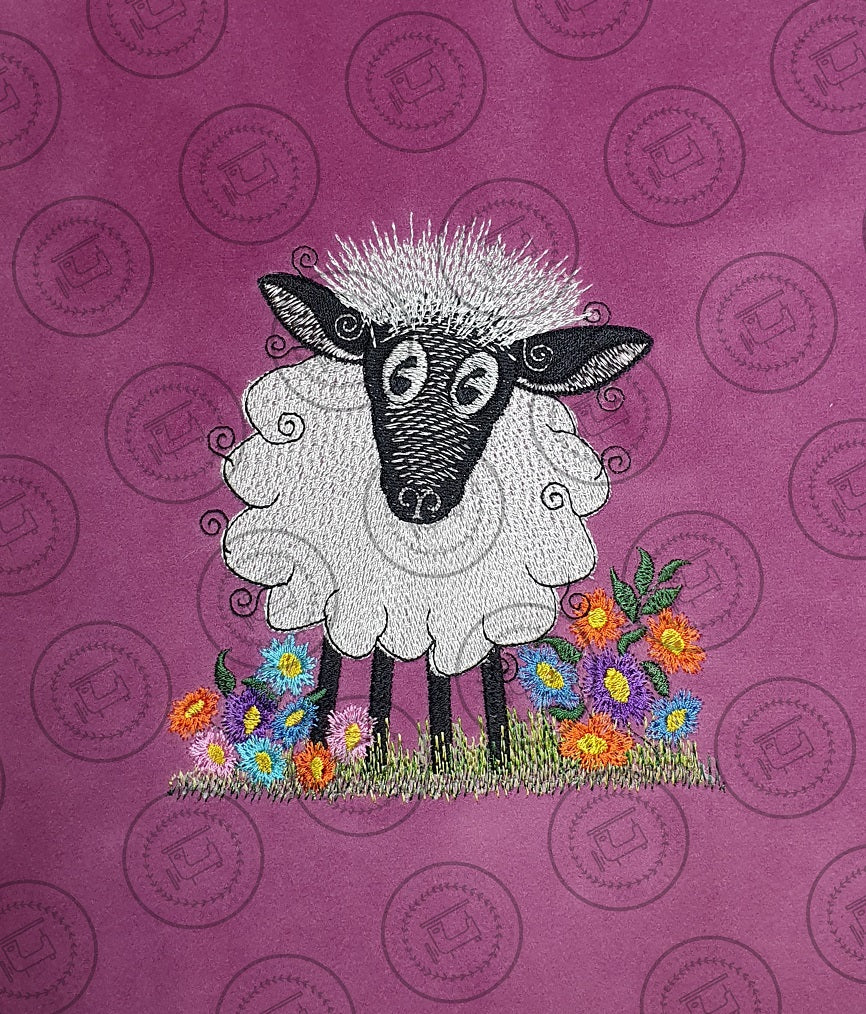 RAGGY FLUFFY EWE SHEEP Machine Embroidery Design