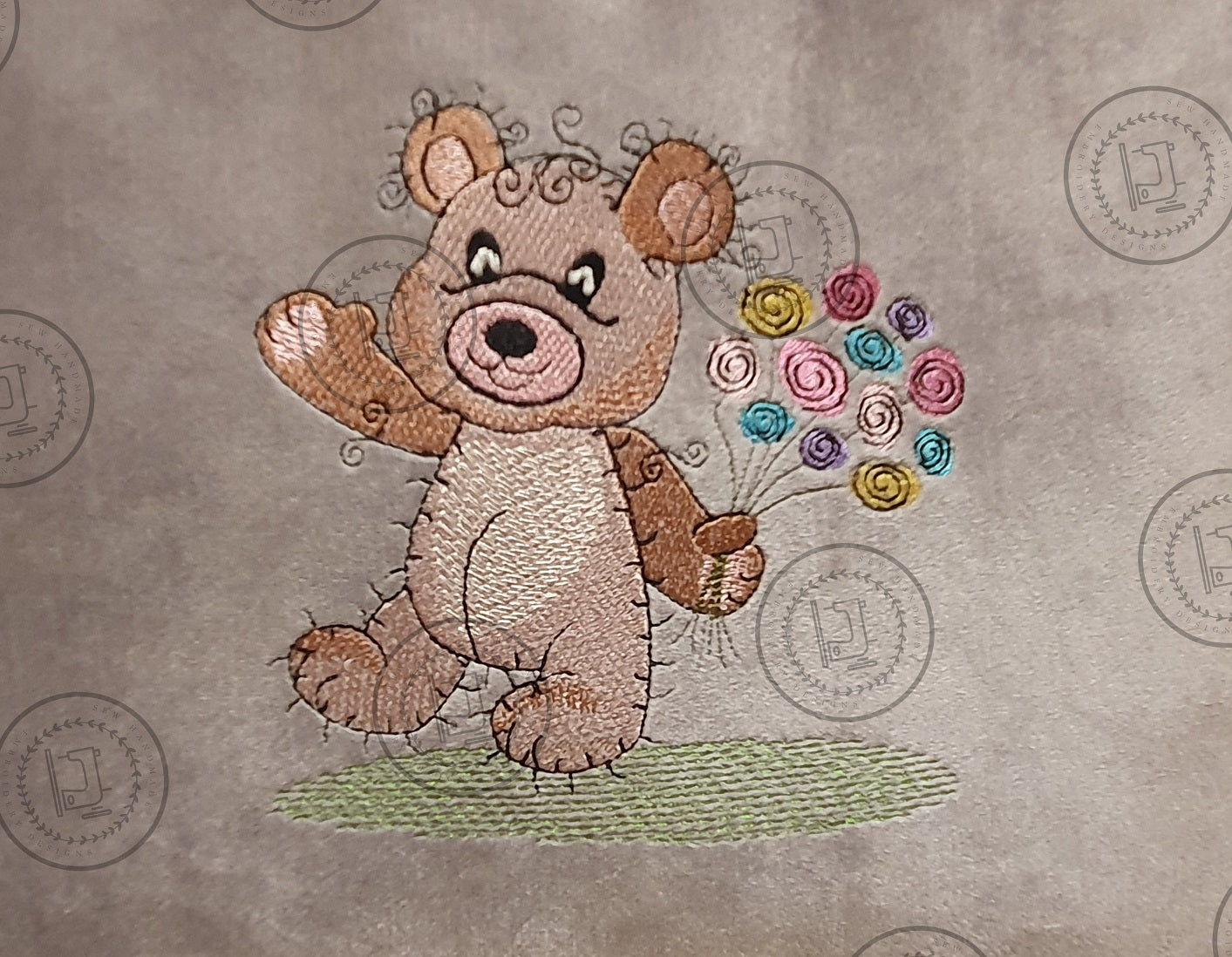RAGGY FLOWER TEDDY BEAR Machine Embroidery Design