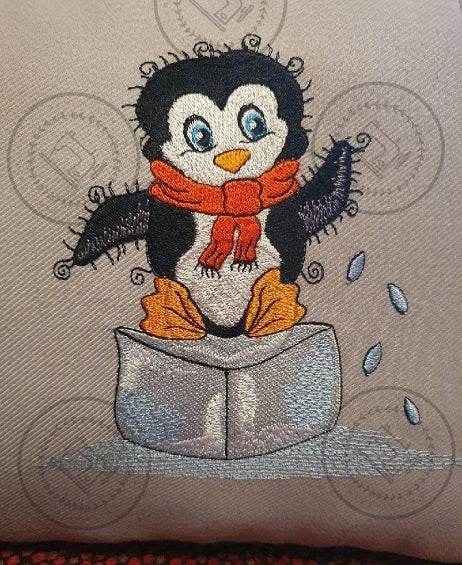 RAGGY ICE BLOCK PENGUIN Embroidery Design
