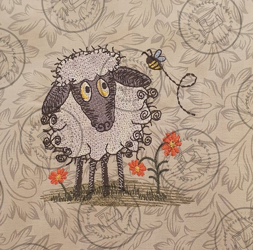 RAGGY SHEEP Machine Embroidery Design