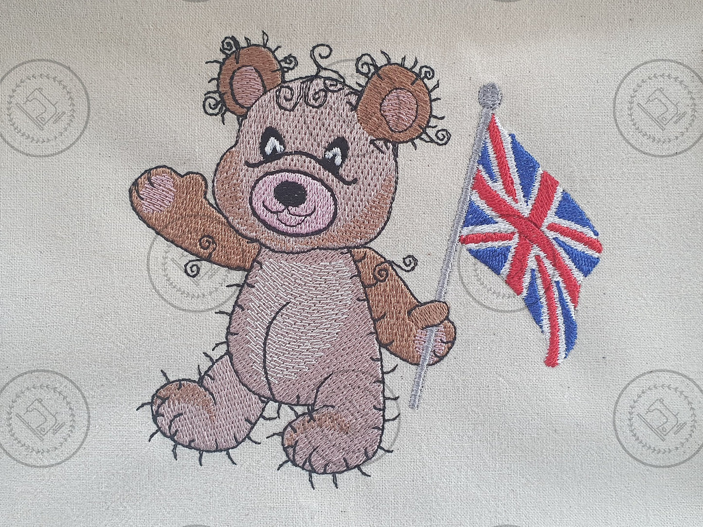 RAGGY UNION JACK TEDDY BEAR Machine Embroidery Design